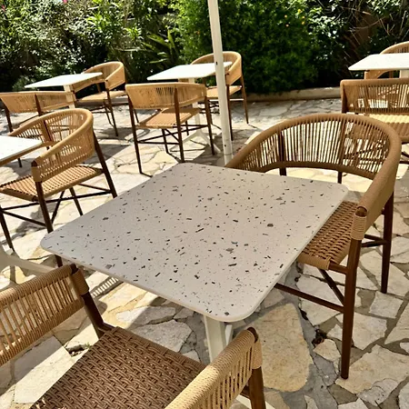Hotell Neptune 3*