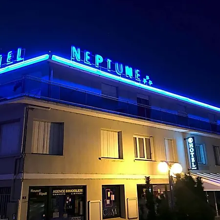 Neptune Hotel 3*