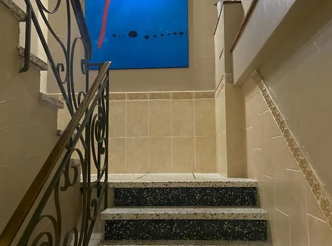 Neptune Hotel 3*