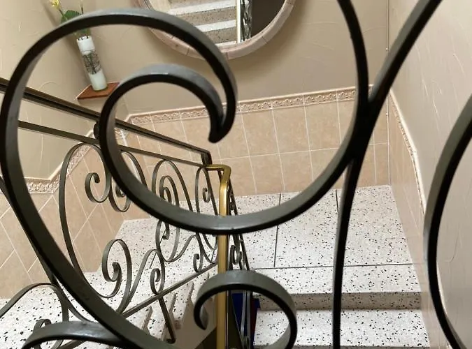 Neptune Hotel 3*